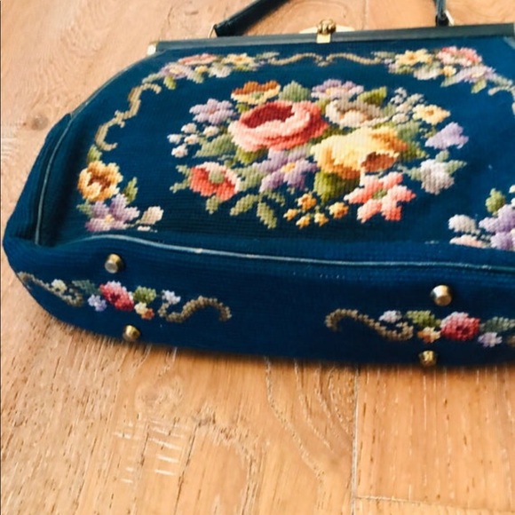 Vintage Tapestry Handbag - Picture 3 of 9